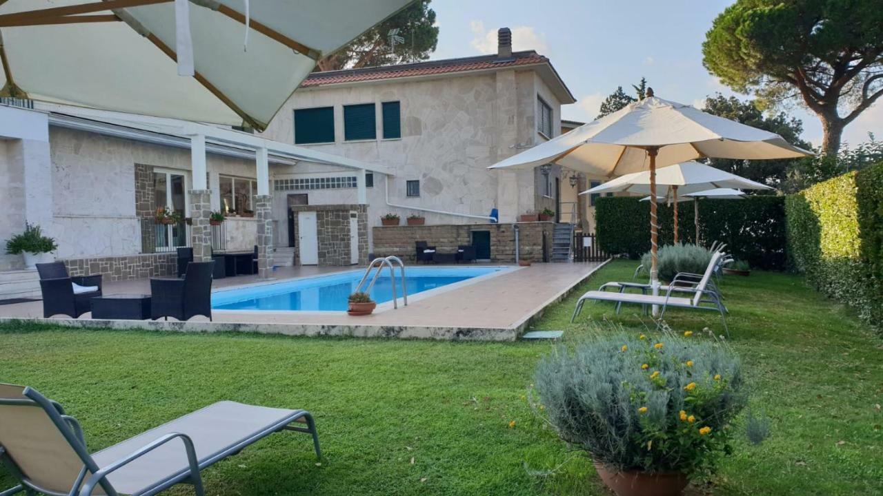 Tenuta Di Pietra Porzia Monte Porzio Catone Exterior foto